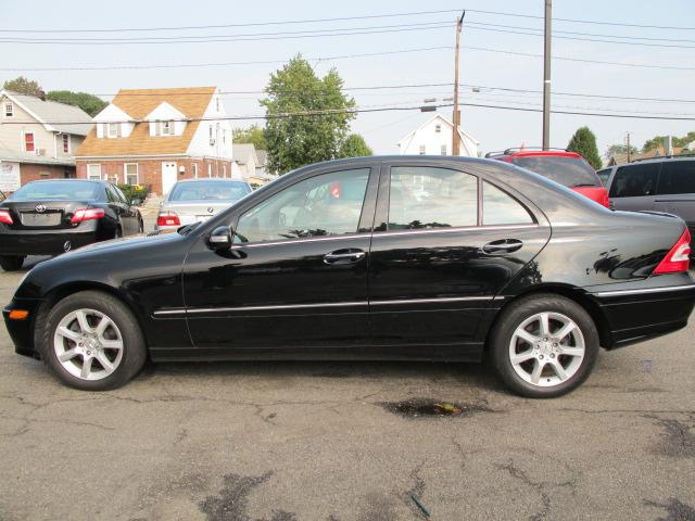 2007 Mercedes-Benz C Class 2500/sle