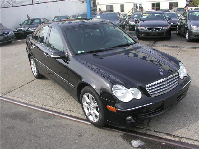 2007 Mercedes-Benz C Class V8 - AWD