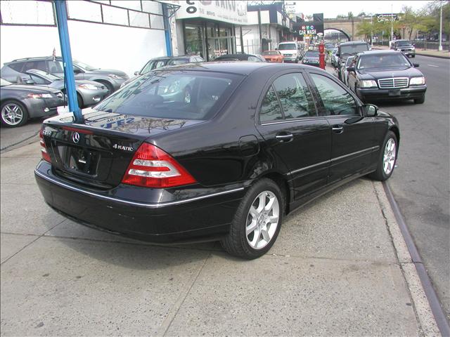 2007 Mercedes-Benz C Class V8 - AWD