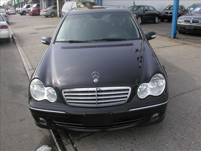 2007 Mercedes-Benz C Class V8 - AWD