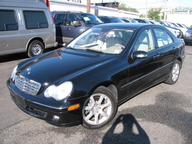 2007 Mercedes-Benz C Class V8 - AWD