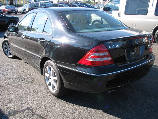 2007 Mercedes-Benz C Class V8 - AWD