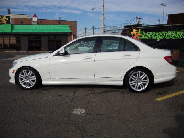 2009 Mercedes-Benz C Class Crewcab Denali AWD