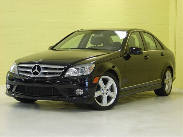 2010 Mercedes-Benz C Class 1500 Rear-wheel Drive