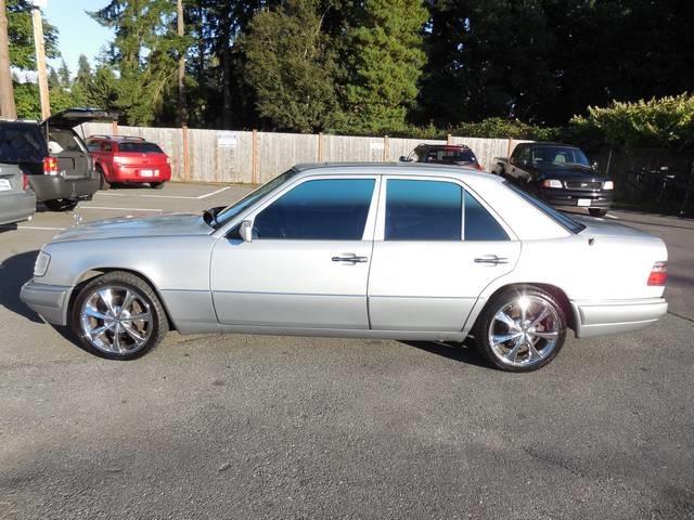 1994 Mercedes-Benz E-Class SXT