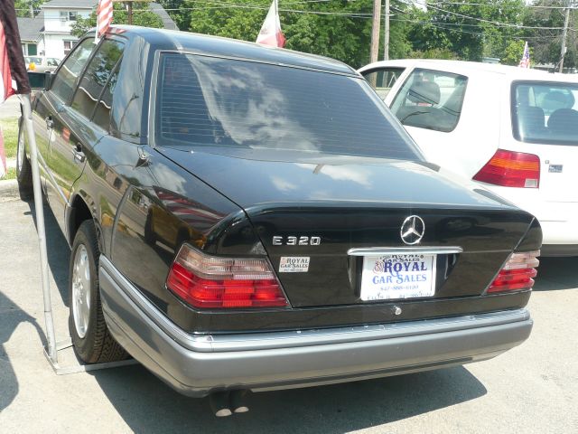 1994 Mercedes-Benz E-Class SXT