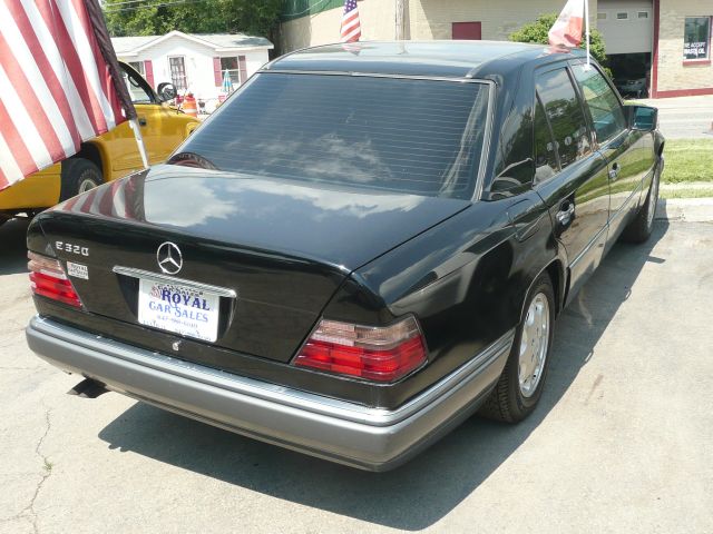 1994 Mercedes-Benz E-Class SXT