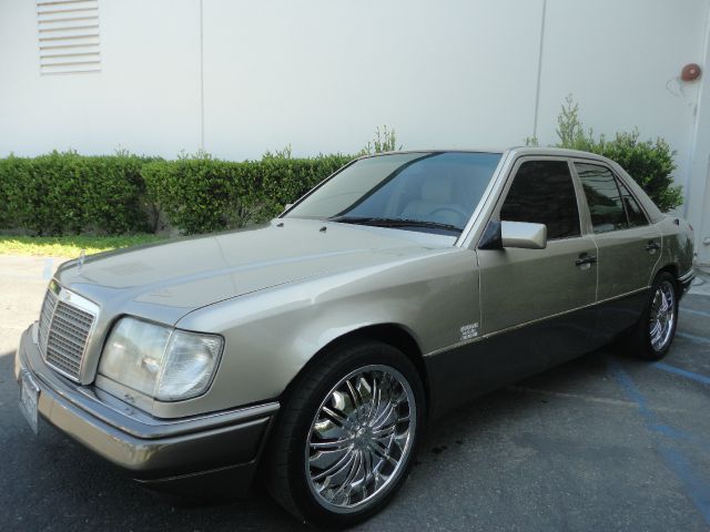 1994 Mercedes-Benz E-Class SXT