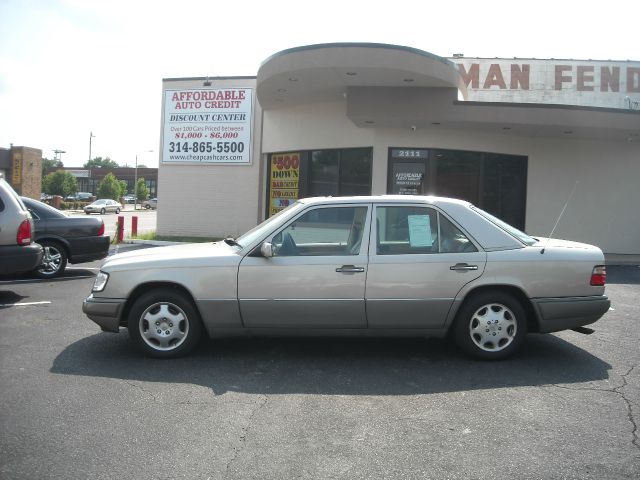 1995 Mercedes-Benz E-Class SXT