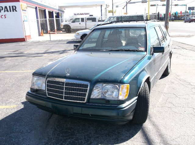 1995 Mercedes-Benz E-Class SXT