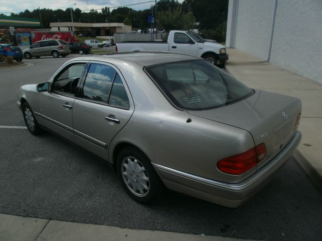 1996 Mercedes-Benz E-Class SXT