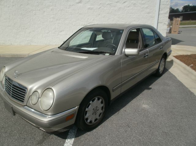 1996 Mercedes-Benz E-Class SXT