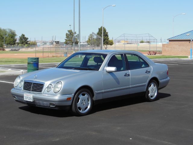 1997 Mercedes-Benz E-Class SXT