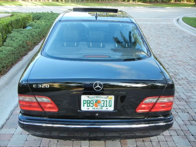 1997 Mercedes-Benz E-Class SXT