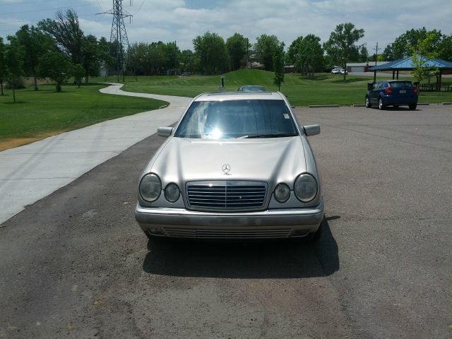 1997 Mercedes-Benz E-Class C230 1.8K