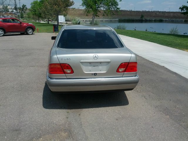 1997 Mercedes-Benz E-Class C230 1.8K