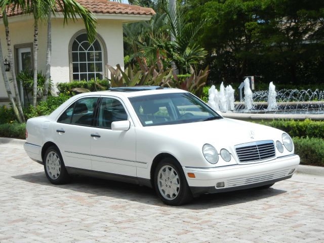 1997 Mercedes-Benz E-Class SXT