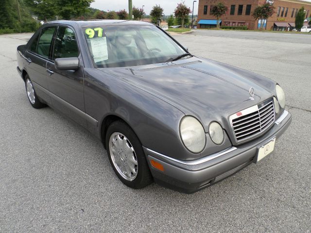 1997 Mercedes-Benz E-Class SXT