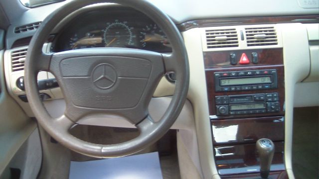 1997 Mercedes-Benz E-Class SXT