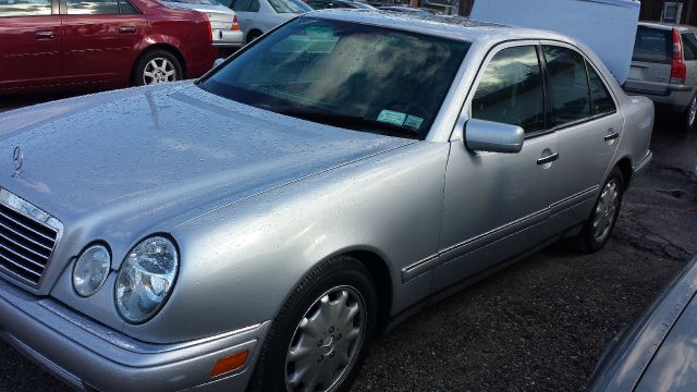 1997 Mercedes-Benz E-Class SXT