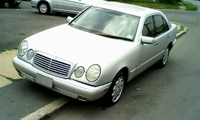 1998 Mercedes-Benz E-Class SXT