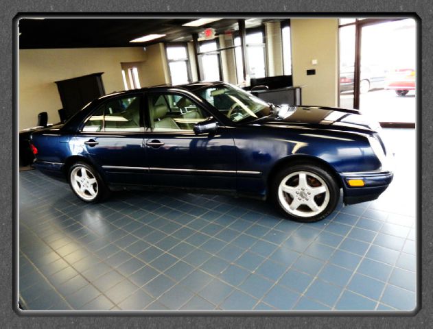 1998 Mercedes-Benz E-Class SXT