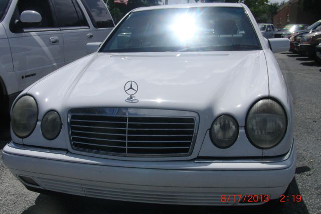 1998 Mercedes-Benz E-Class SXT