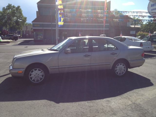 1998 Mercedes-Benz E-Class SXT