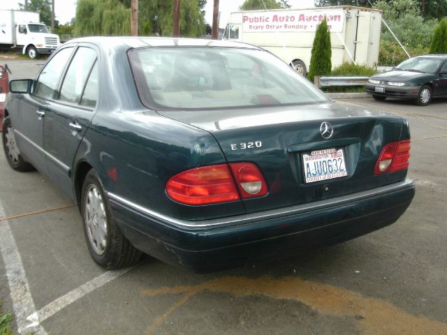 1998 Mercedes-Benz E-Class SXT