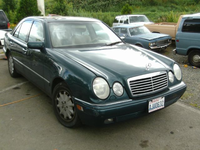 1998 Mercedes-Benz E-Class SXT