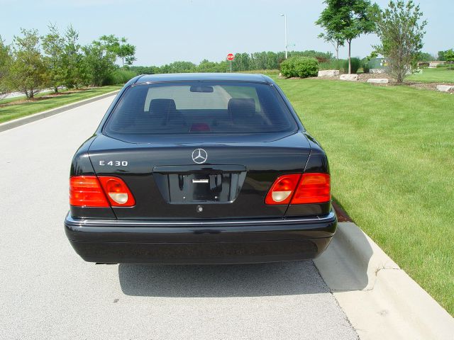 1998 Mercedes-Benz E-Class Scion XB