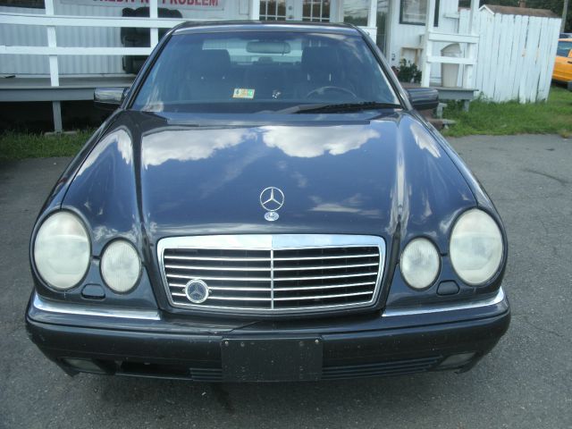 1998 Mercedes-Benz E-Class SXT