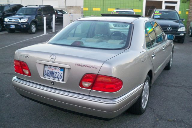 1998 Mercedes-Benz E-Class 1.8T Cabriolet