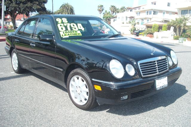 1999 Mercedes-Benz E-Class SXT