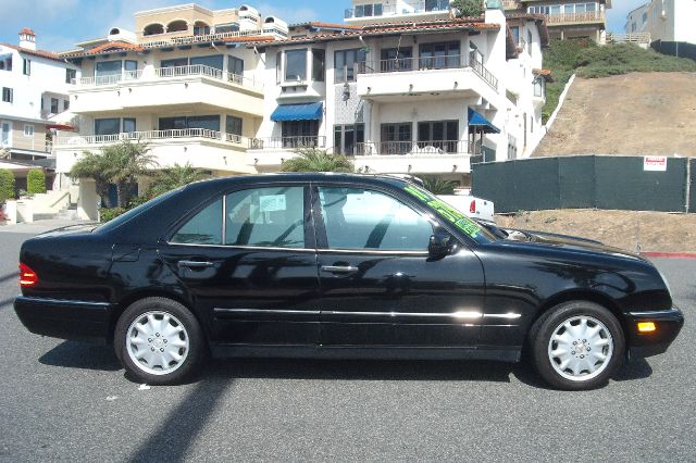 1999 Mercedes-Benz E-Class SXT