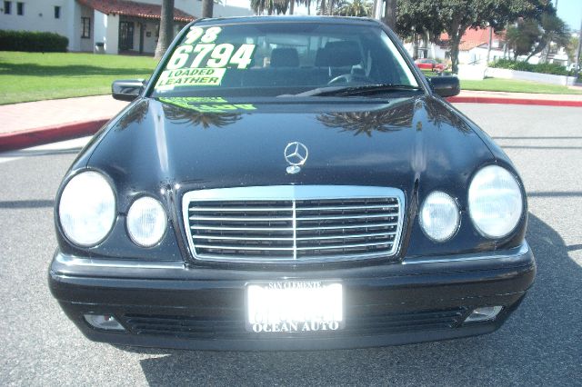 1999 Mercedes-Benz E-Class SXT