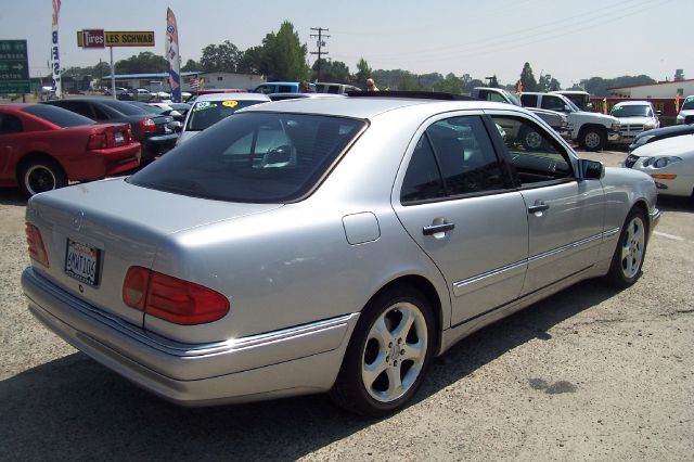 1999 Mercedes-Benz E-Class Scion XB