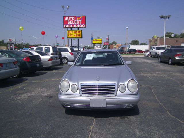 1999 Mercedes-Benz E-Class SXT