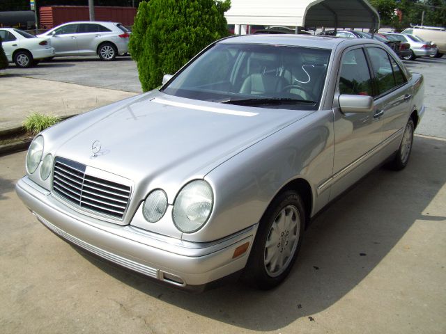 1999 Mercedes-Benz E-Class SXT