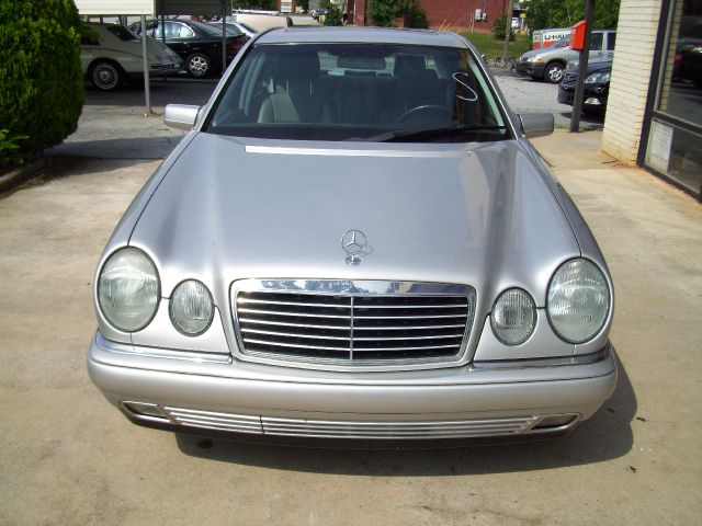 1999 Mercedes-Benz E-Class SXT