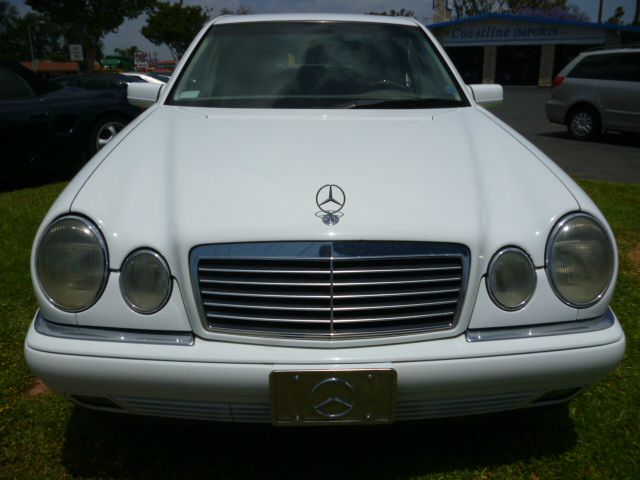 1999 Mercedes-Benz E-Class 1.8T Cabriolet