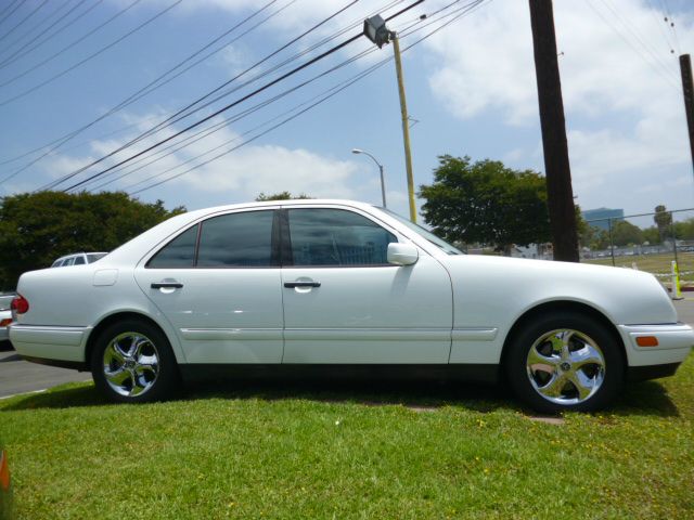 1999 Mercedes-Benz E-Class 1.8T Cabriolet