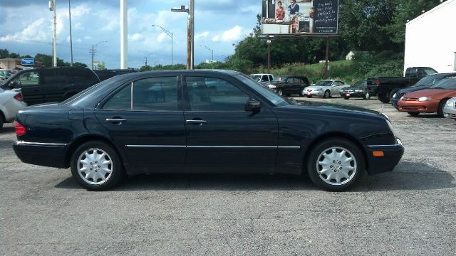 1999 Mercedes-Benz E-Class Supercab FX4