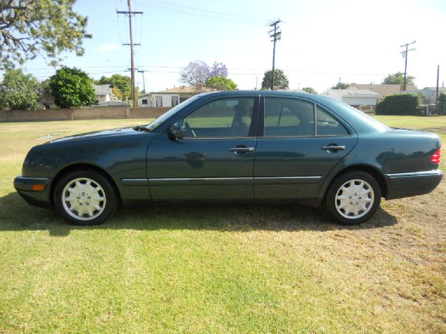 1999 Mercedes-Benz E-Class Unknown