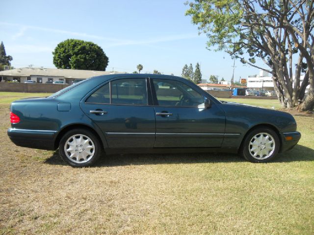 1999 Mercedes-Benz E-Class Unknown