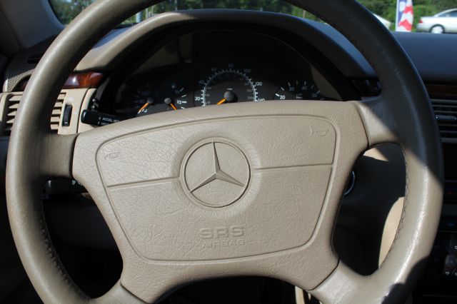 1999 Mercedes-Benz E-Class SXT