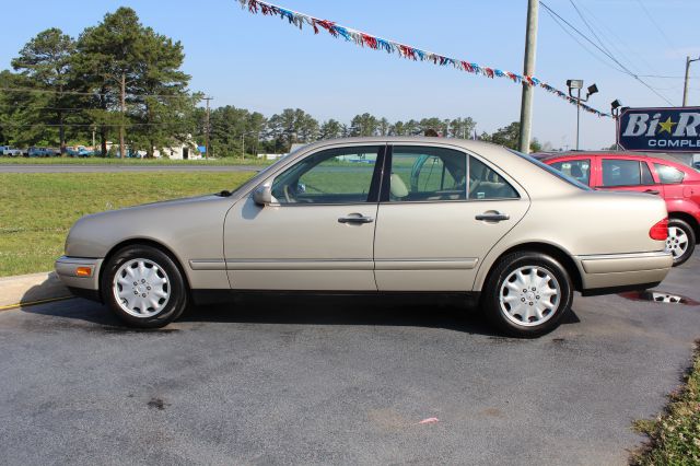 1999 Mercedes-Benz E-Class SXT