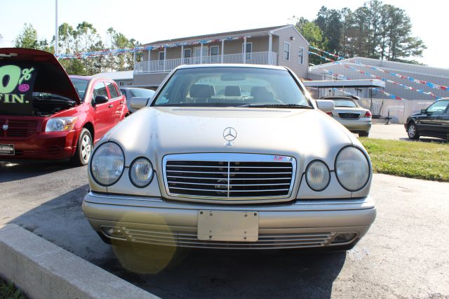 1999 Mercedes-Benz E-Class SXT