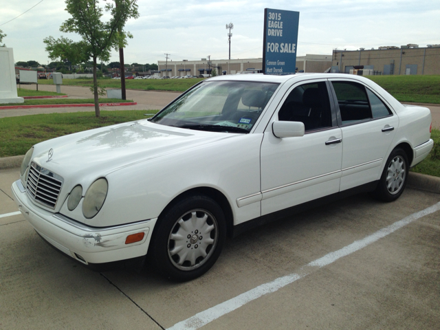 1999 Mercedes-Benz E-Class SXT