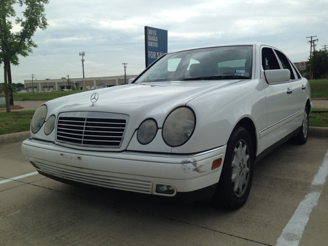 1999 Mercedes-Benz E-Class SXT